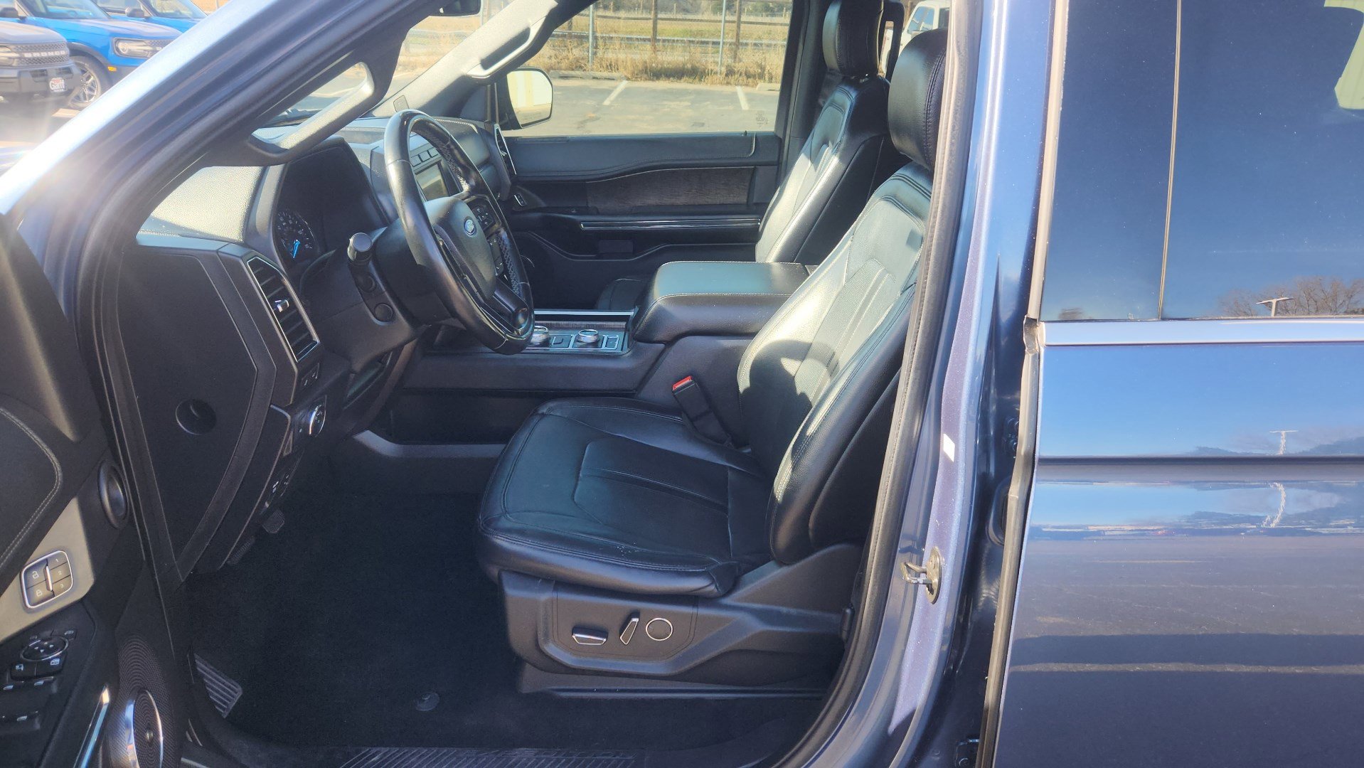 Certified 2019 Ford Expedition Limited image 25