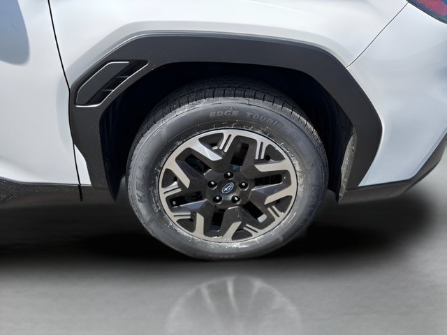 Used 2025 Subaru Forester AWD/4WD image 22