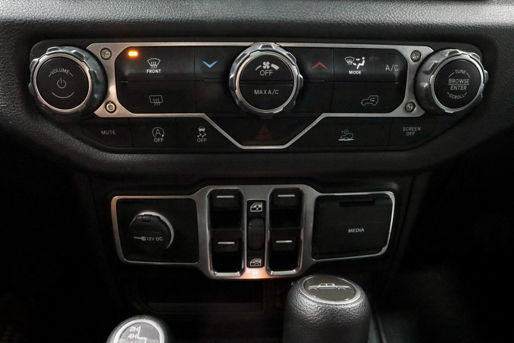 Used 2024 Jeep Gladiator Sport AWD/4WD image 28