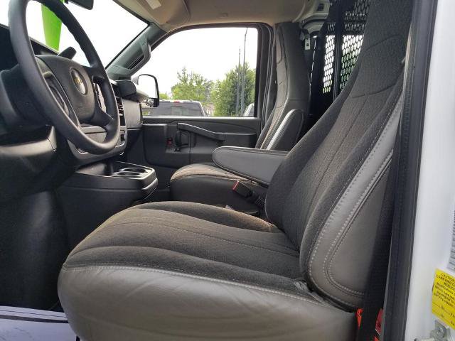 Used 2024 Chevrolet Express 2500 w/ Driver Convenience Package RWD image 16