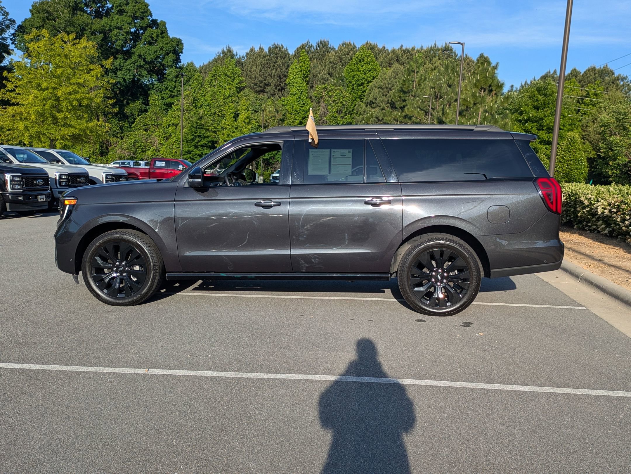 Certified 2025 Ford Expedition Max Platinum w/ Stealth Appearance Package AWD/4WD image 7