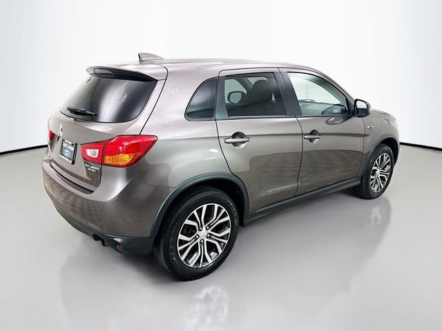 Used 2017 Mitsubishi Outlander Sport ES FWD image 7