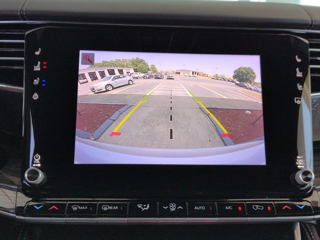 Used 2022 Jeep Wagoneer Series III w/ Premium Group I AWD/4WD image 24