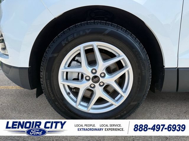 Certified 2023 Ford Edge SEL w/ Convenience Package AWD/4WD image 9