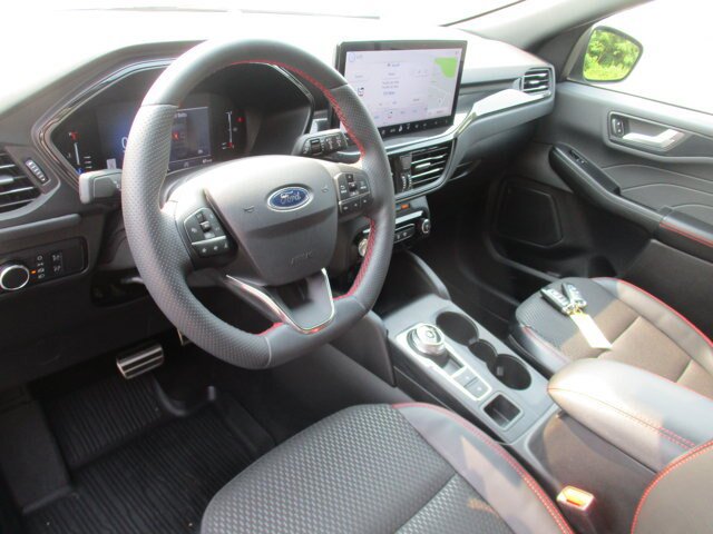 Certified 2024 Ford Escape ST-Line w/ Tech Pack #1 AWD/4WD image 26