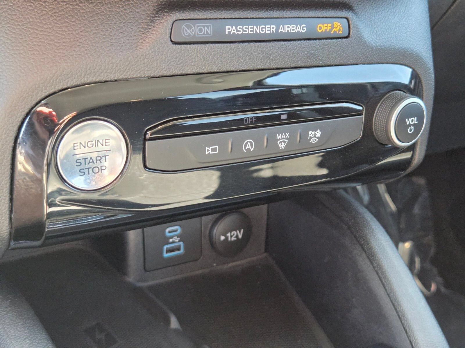 Certified 2023 Ford Escape Active w/ Tech Pack #2 FWD image 22
