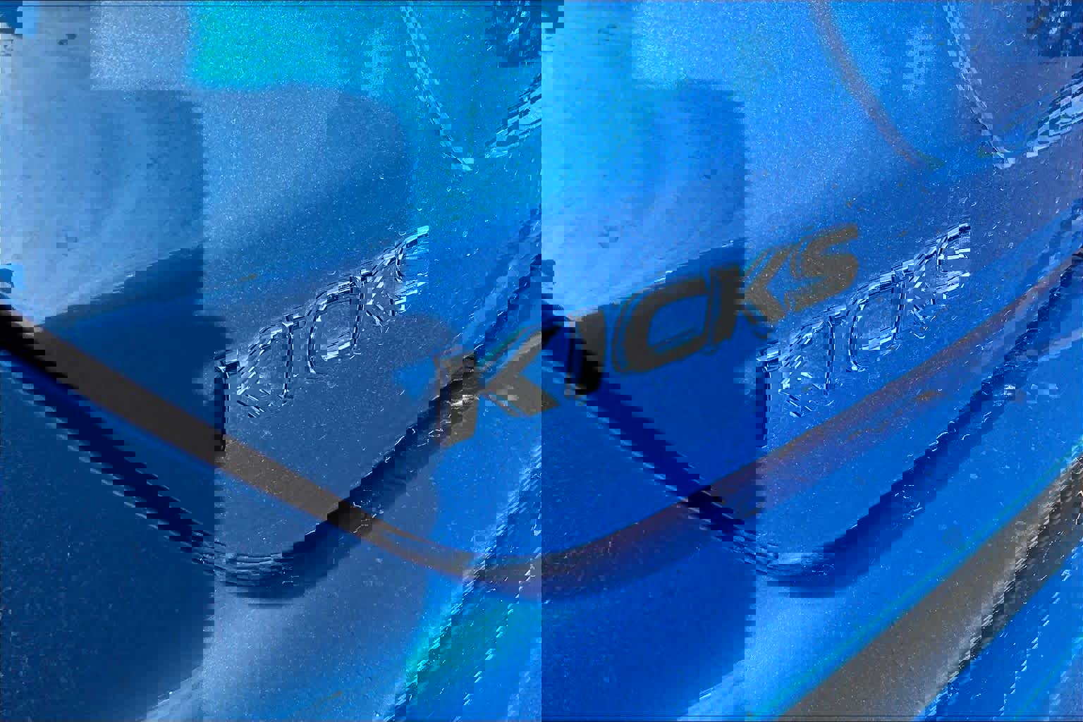 Used 2021 Nissan Kicks SR image 29