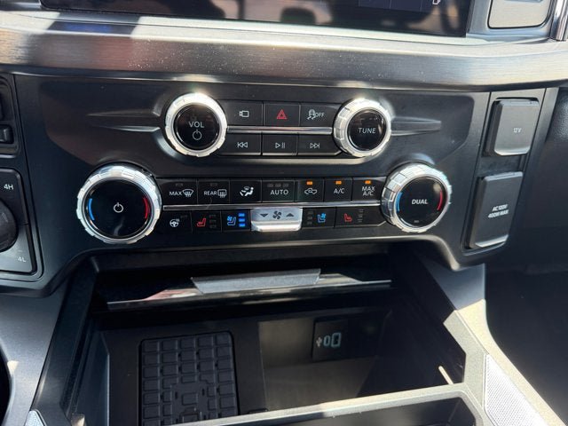 Certified 2025 Ford F350 Lariat w/ Lariat Ultimate Package AWD/4WD image 17