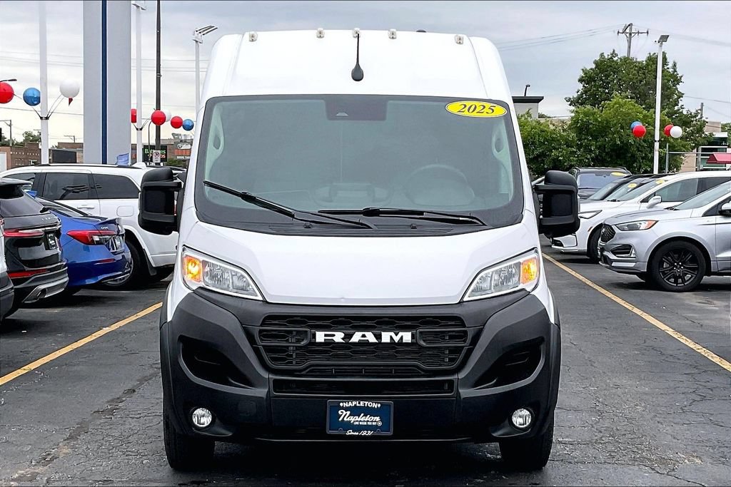 Used 2025 RAM ProMaster 2500 w/ Convenience Group FWD image 2