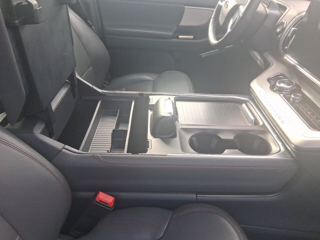 Certified 2025 Ford Expedition Active AWD/4WD image 24