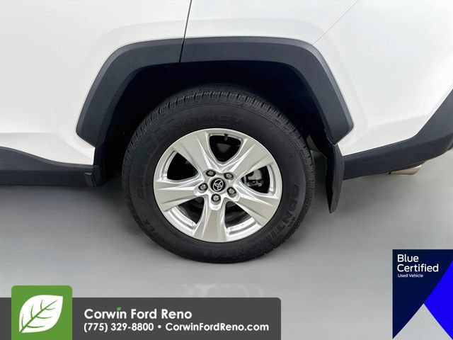 Used 2021 Toyota RAV4 XLE AWD/4WD image 31