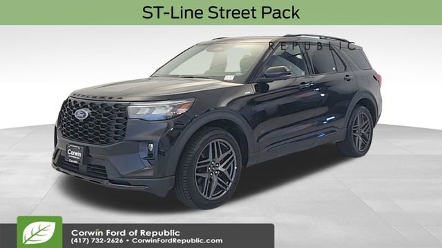 Certified 2025 Ford Explorer ST-Line w/ ST-Line Street Pack AWD/4WD image 3