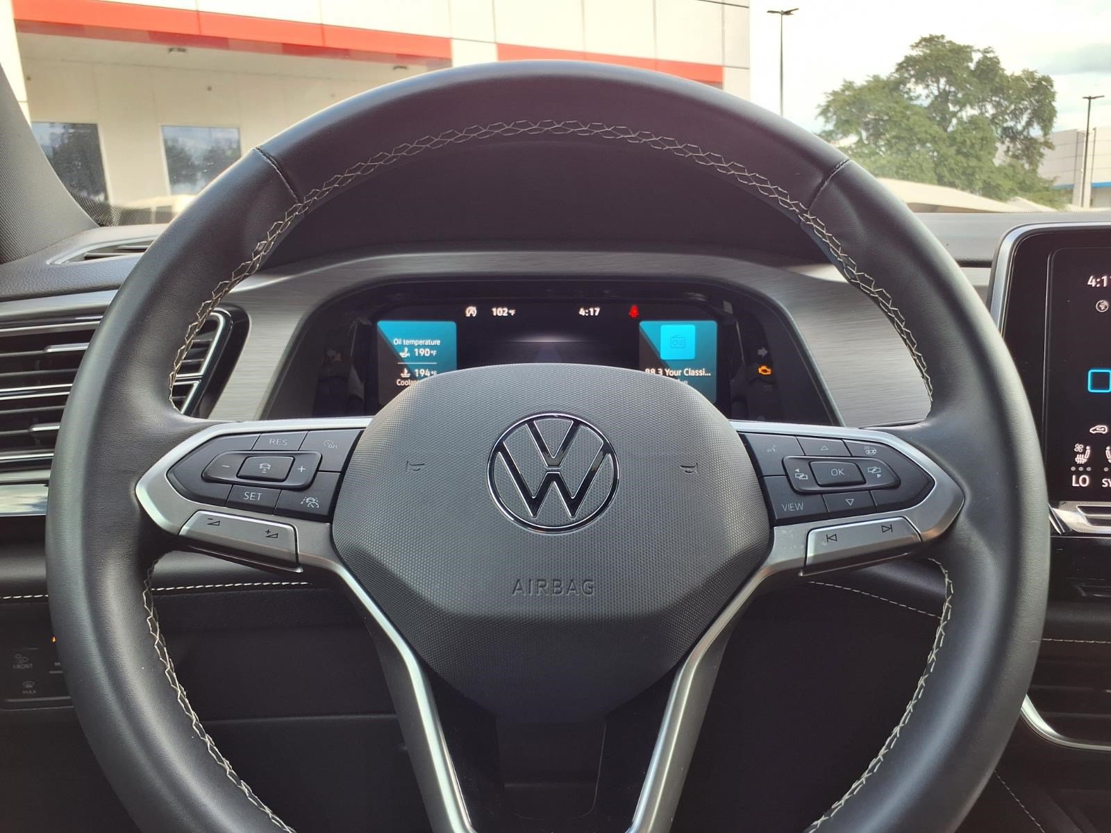 Used 2024 Volkswagen Atlas Cross Sport SE FWD image 23