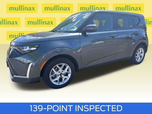 Used 2023 Kia Soul LX w/ LX Technology Package FWD image 15