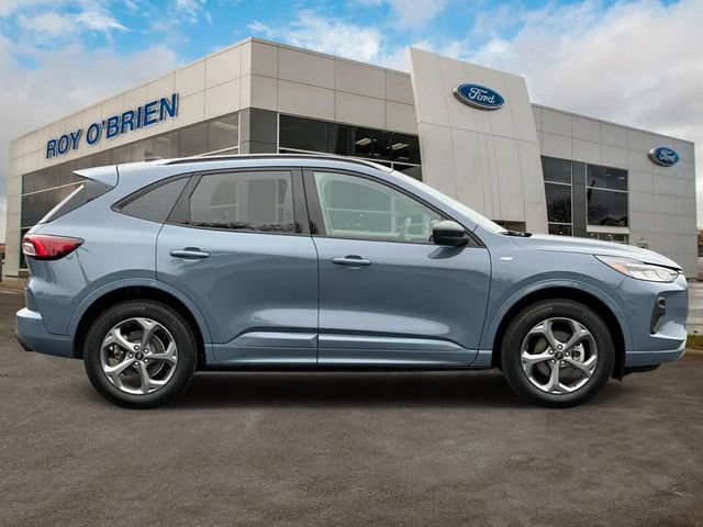Certified 2024 Ford Escape ST-Line w/ Tech Pack #1 AWD/4WD image 6