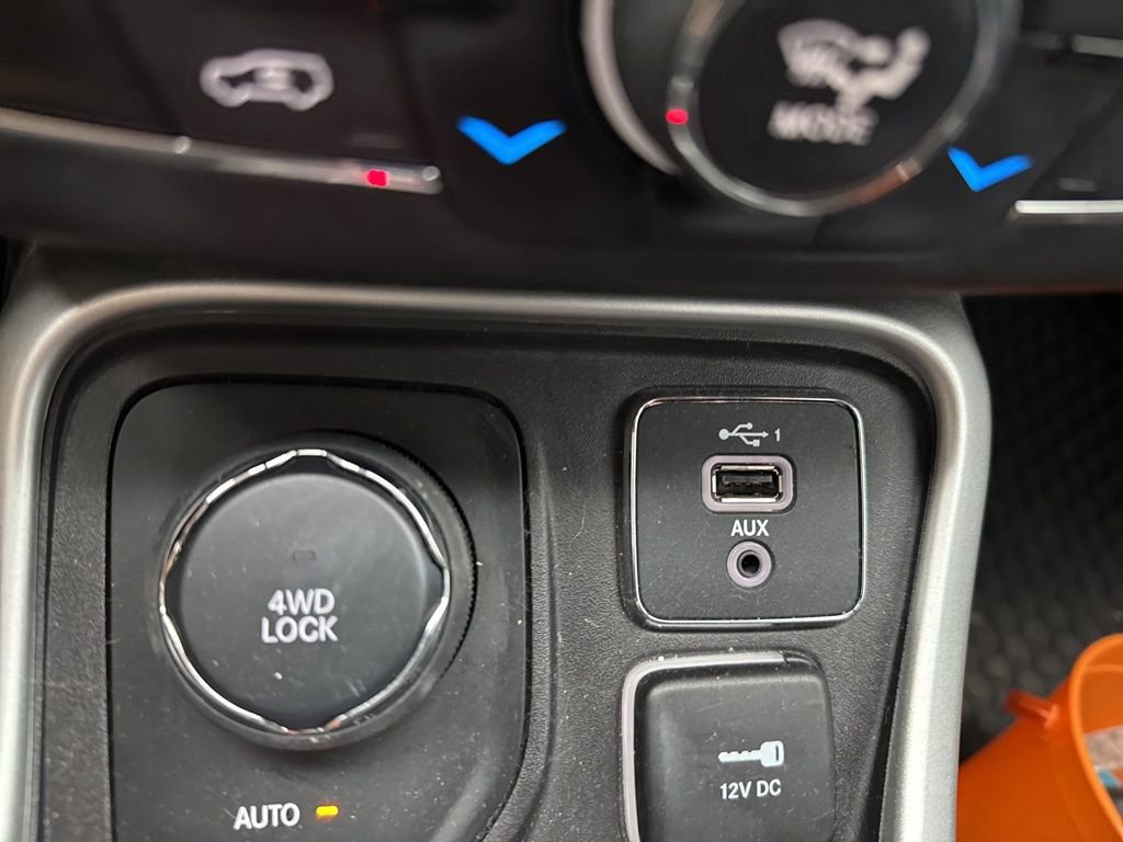 Used 2019 Jeep Compass Sport image 18