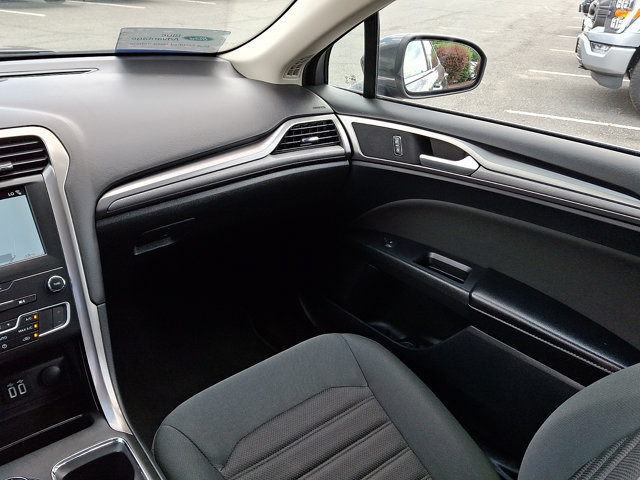 Certified 2019 Ford Fusion SE FWD image 16
