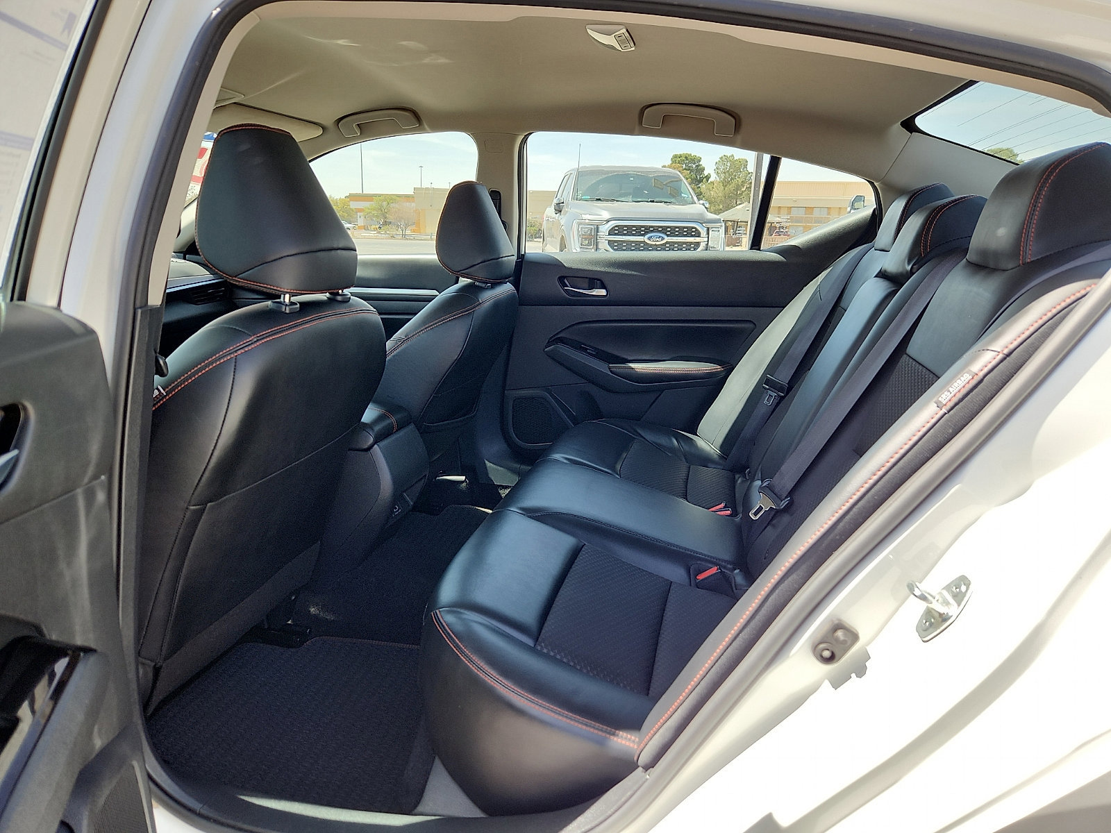 Used 2024 Nissan Altima 2.5 SR image 9