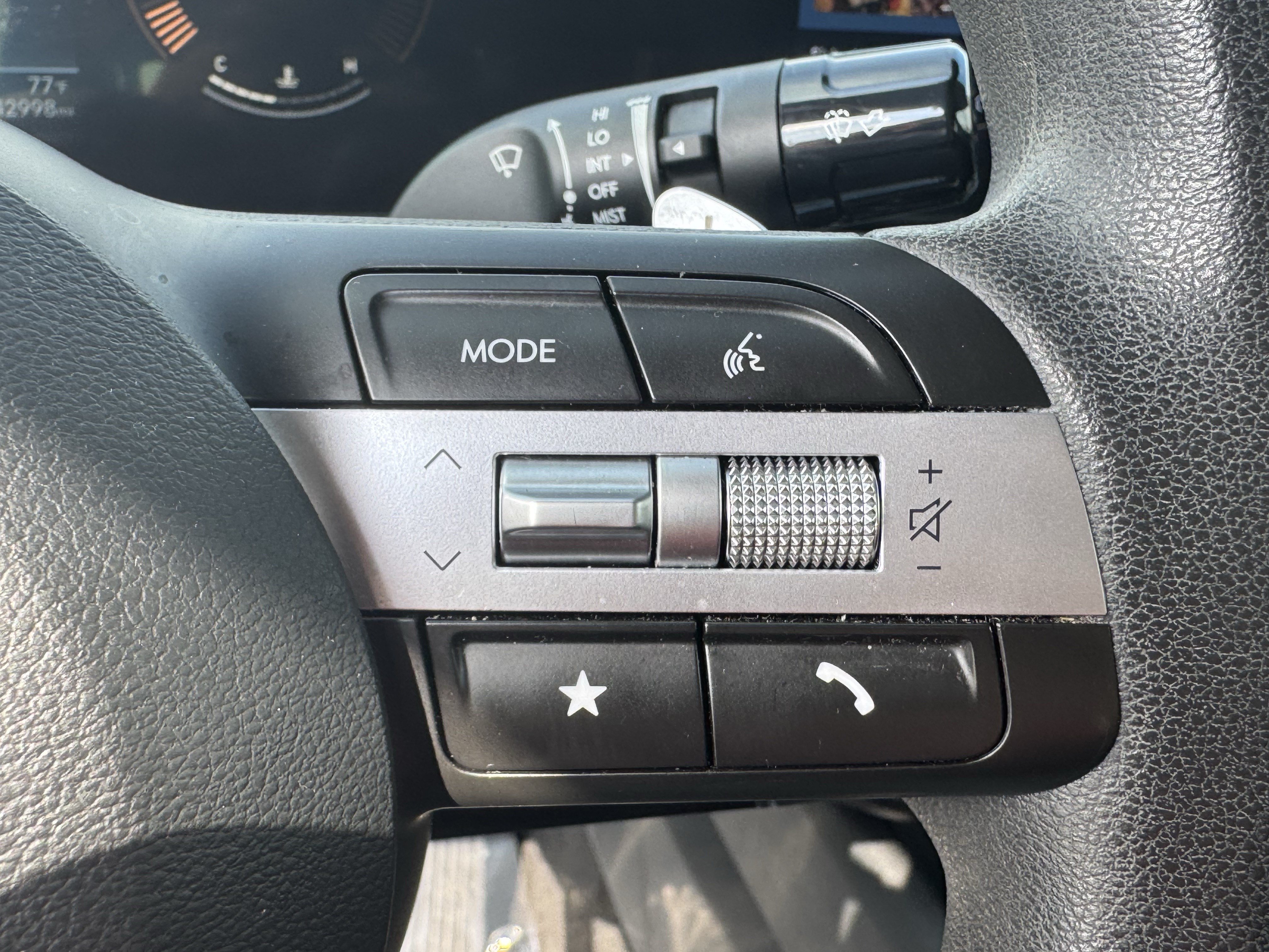 Used 2025 Hyundai Sonata SEL FWD image 32