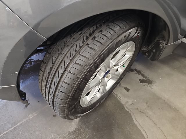 Certified 2021 Ford EcoSport SE FWD image 29
