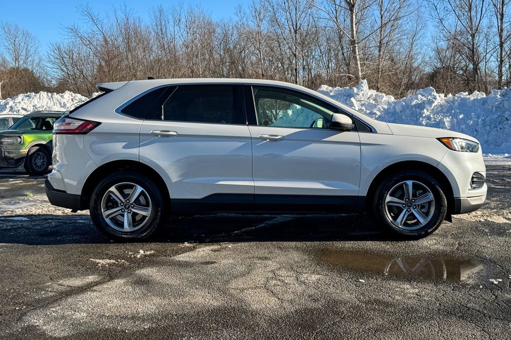 Certified 2022 Ford Edge SEL w/ Convenience Package image 5