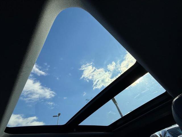 Certified 2022 Ford Explorer XLT w/ Equipment Group 202A image 21