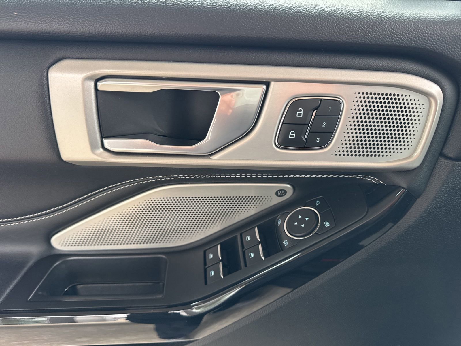 Certified 2022 Ford Explorer ST w/ Equipment Group 401A image 27