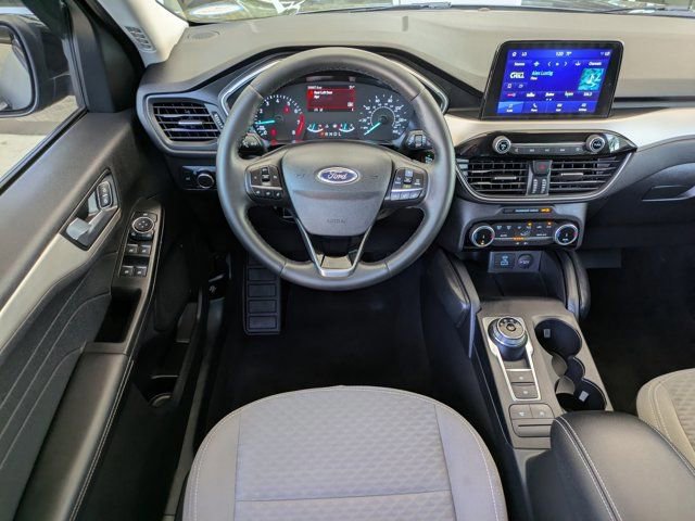 Certified 2022 Ford Escape SE w/ SE Sport Appearance Package image 13
