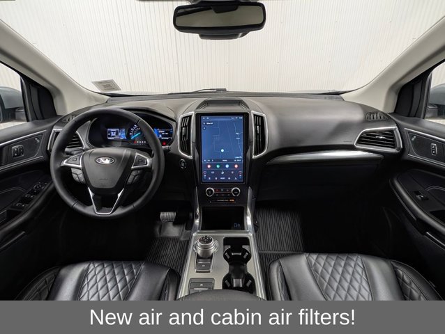 Certified 2023 Ford Edge Titanium w/ Equipment Group 301A AWD/4WD image 3