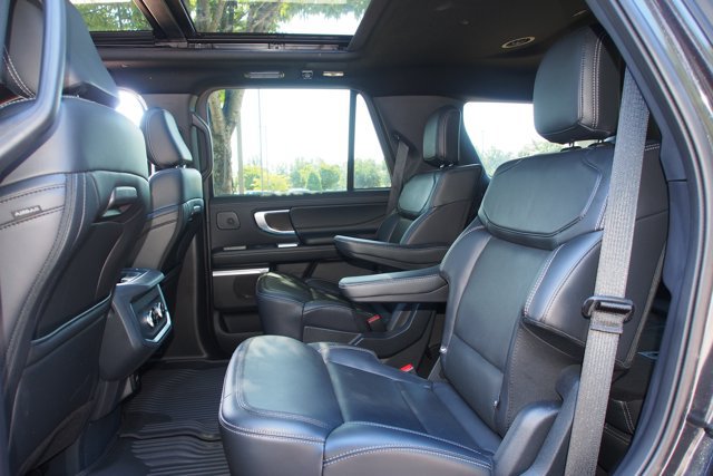 Certified 2025 Ford Expedition Platinum w/ Stealth Performance Package AWD/4WD image 26
