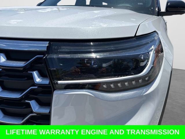 Certified 2026 Ford Explorer Platinum RWD image 10