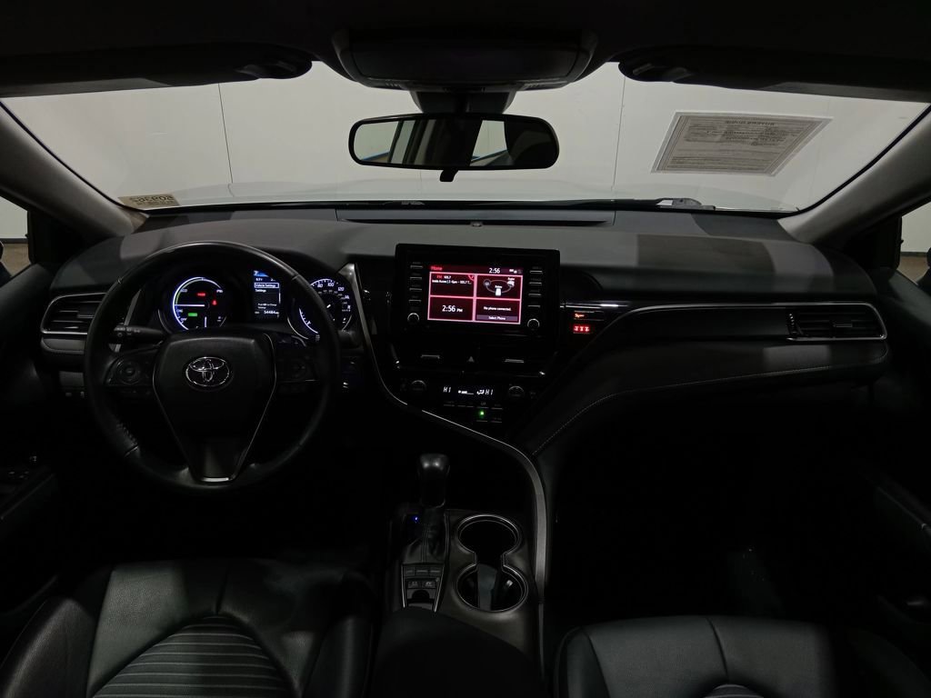 Used 2022 Toyota Camry SE image 14