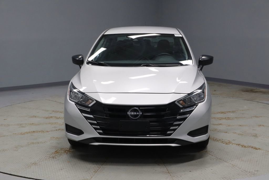 Used 2024 Nissan Versa S image 5