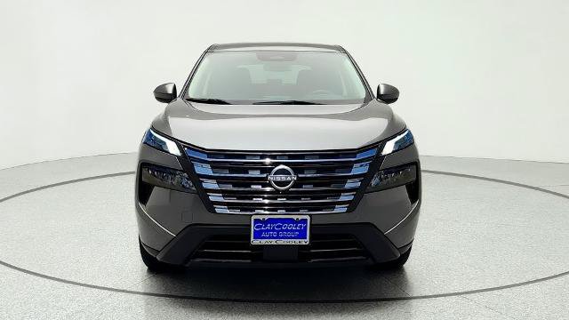 Used 2024 Nissan Rogue SV AWD/4WD image 2