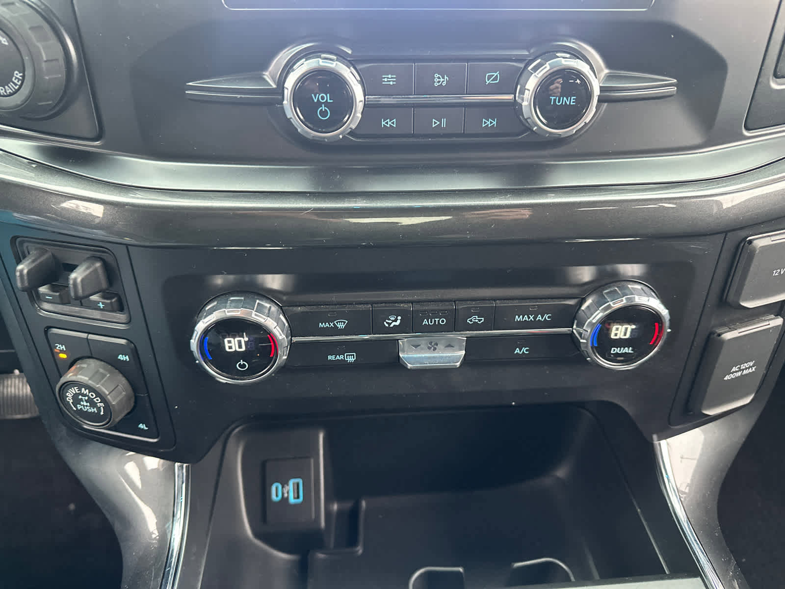 Certified 2021 Ford F150 XLT w/ Equipment Group 301A Mid image 24