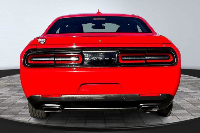 Used 2022 Dodge Challenger SXT w/ Plus Package image 5