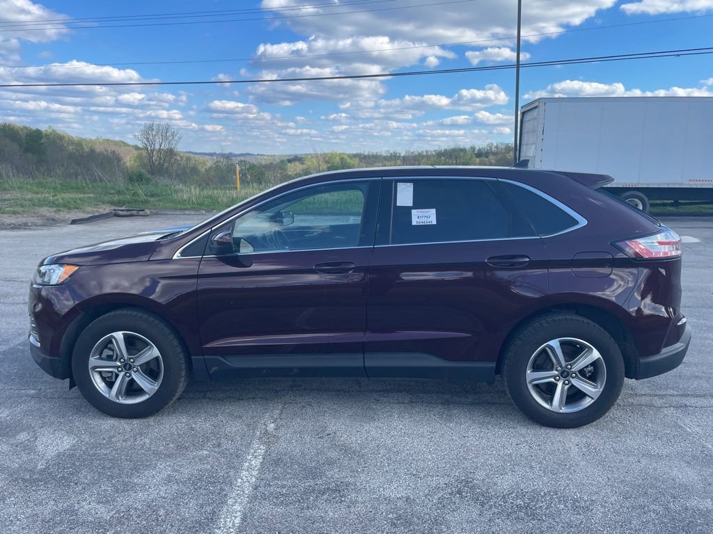 Certified 2024 Ford Edge SEL w/ Convenience Package AWD/4WD image 9