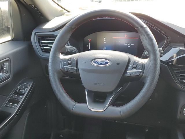 Certified 2025 Ford Escape ST-Line AWD/4WD image 24