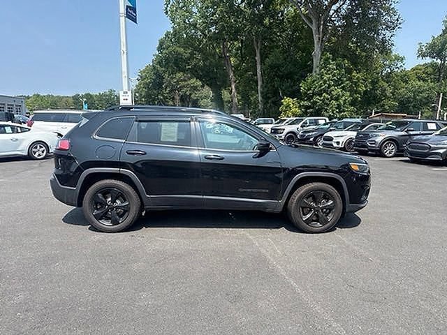 Used 2019 Jeep Cherokee Latitude Plus AWD/4WD image 15