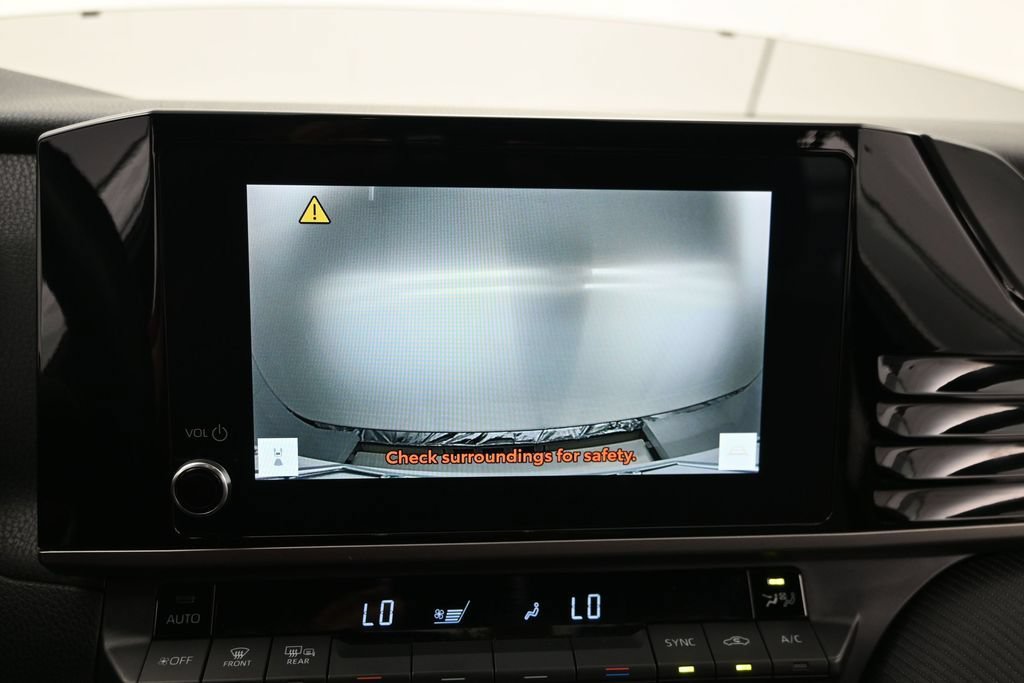 Used 2025 Toyota Camry SE FWD image 15
