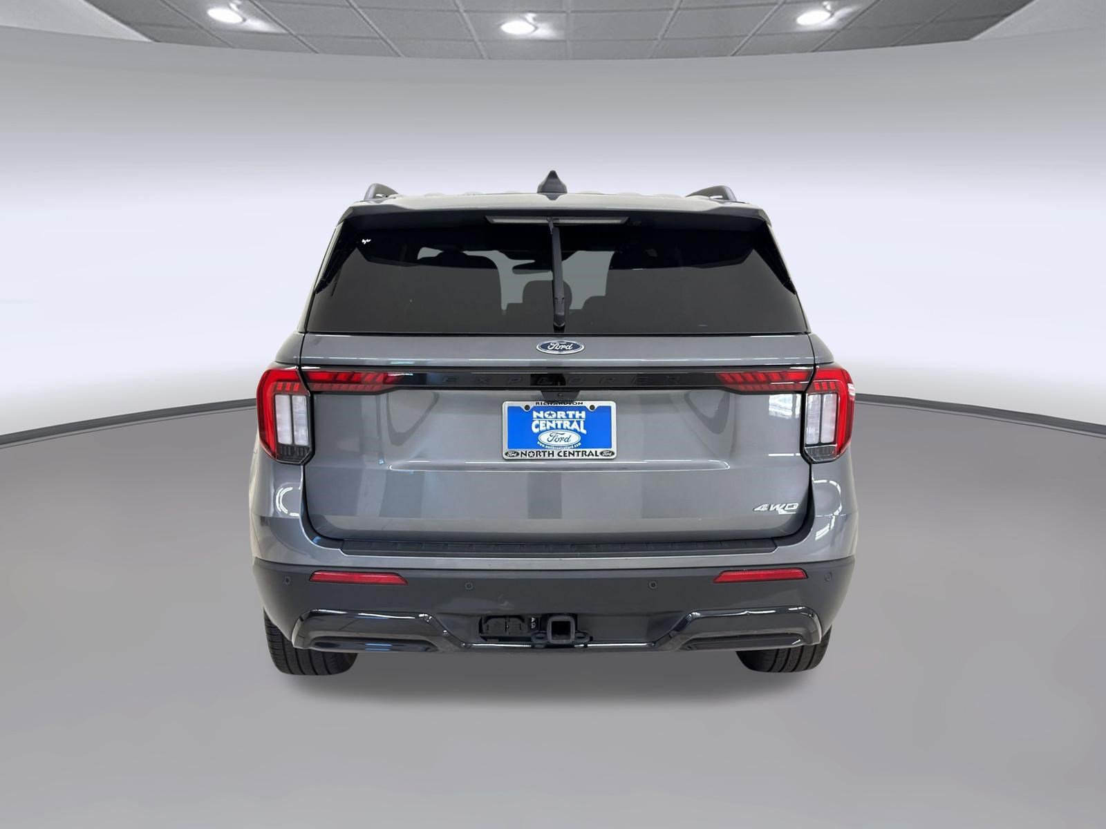 Certified 2025 Ford Explorer ST-Line w/ ST-Line Street Pack AWD/4WD image 10
