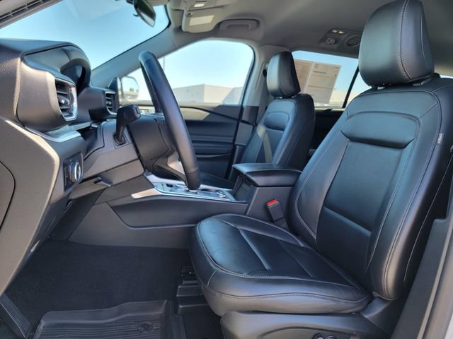 Certified 2023 Ford Explorer XLT w/ Equipment Group 202A AWD/4WD image 20