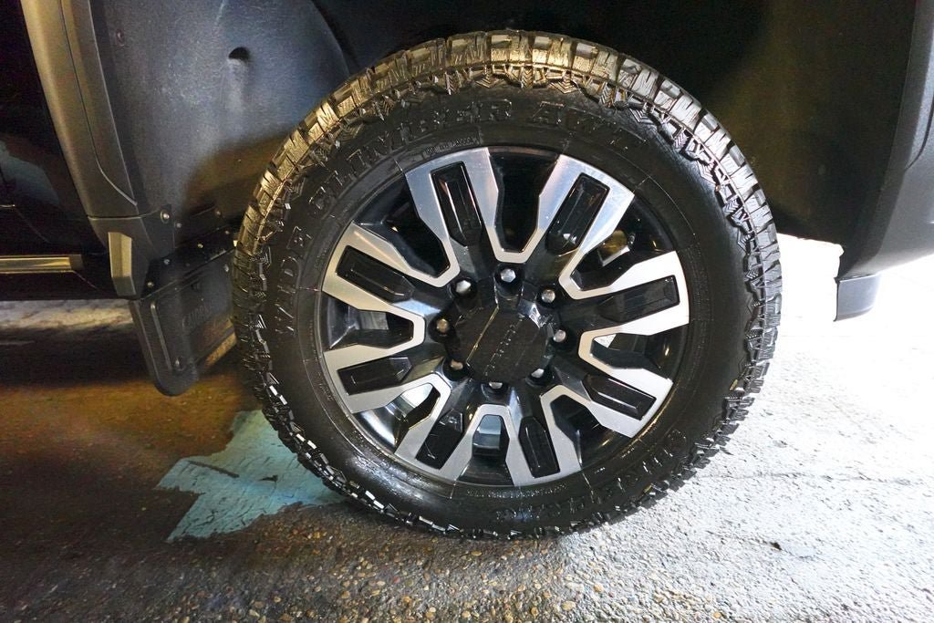 Used 2024 GMC Sierra 2500 Denali Ultimate AWD/4WD image 36
