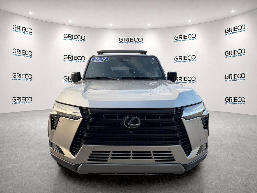 Used 2024 Lexus GX 550 AWD/4WD image 2