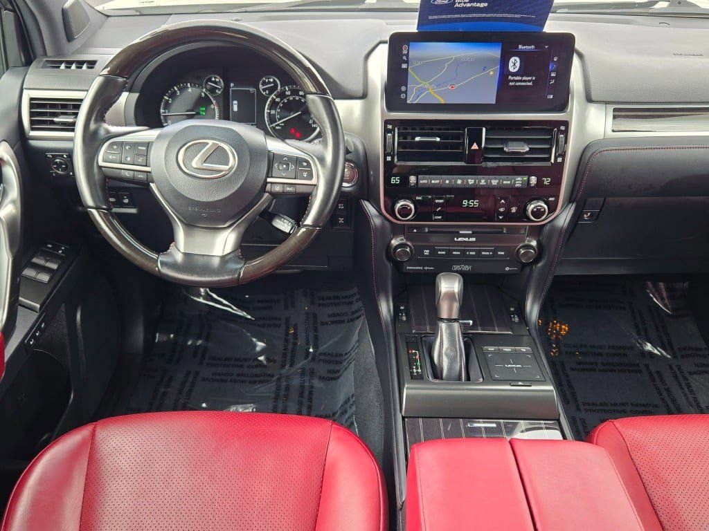 Used 2022 Lexus GX 460 Luxury w/ Sport Design Package AWD/4WD image 20