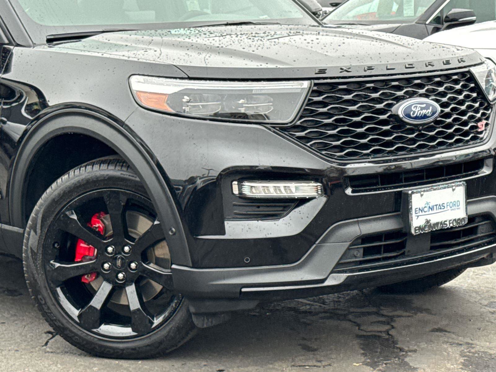 Certified 2022 Ford Explorer ST image 9