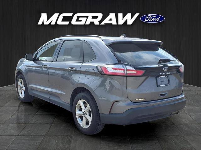 Certified 2022 Ford Edge SE image 3