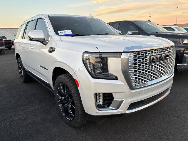 Used 2024 GMC Yukon Denali w/ Denali Reserve Package AWD/4WD image 2