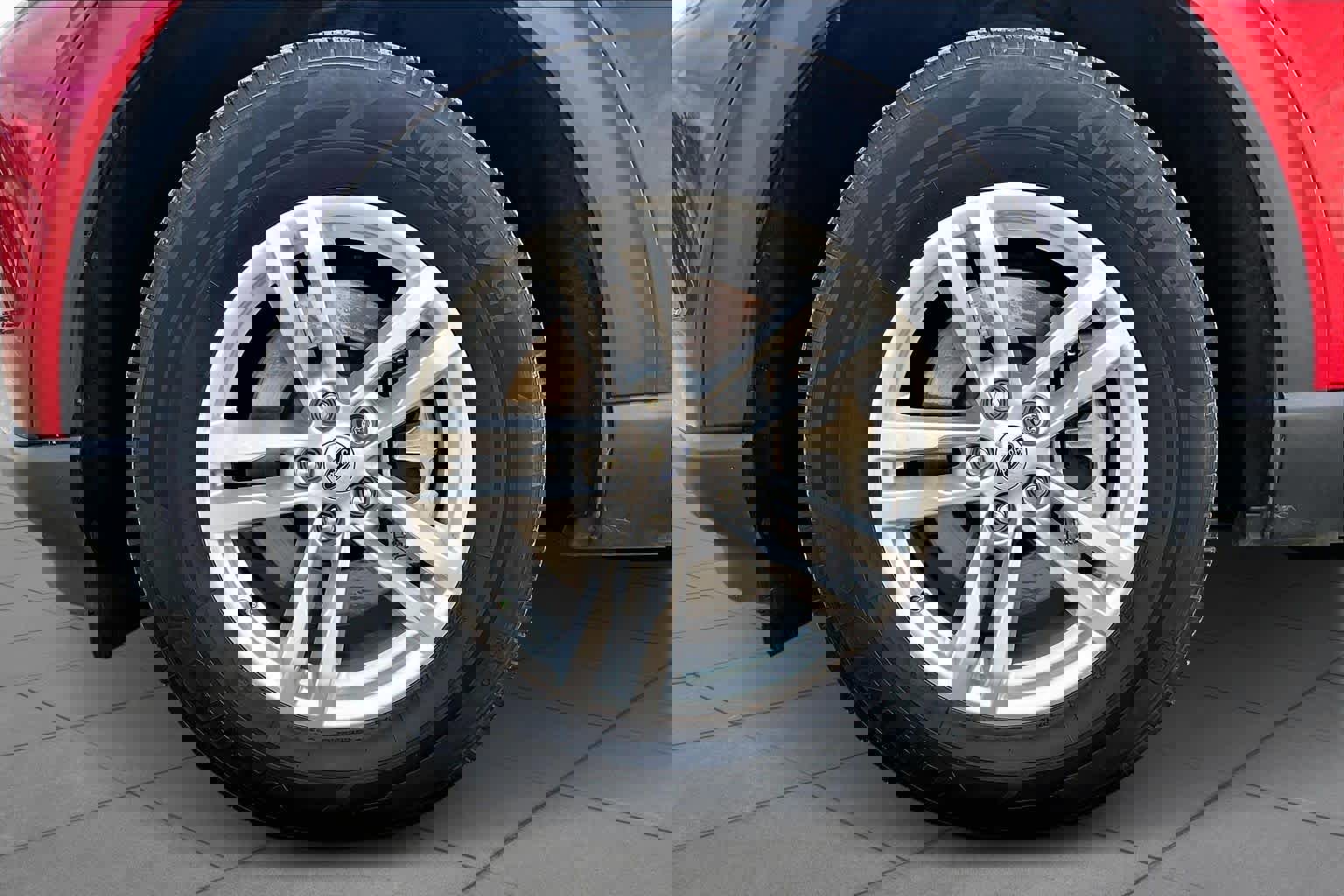 Certified 2022 Ford Explorer XLT w/ Equipment Group 202A image 14