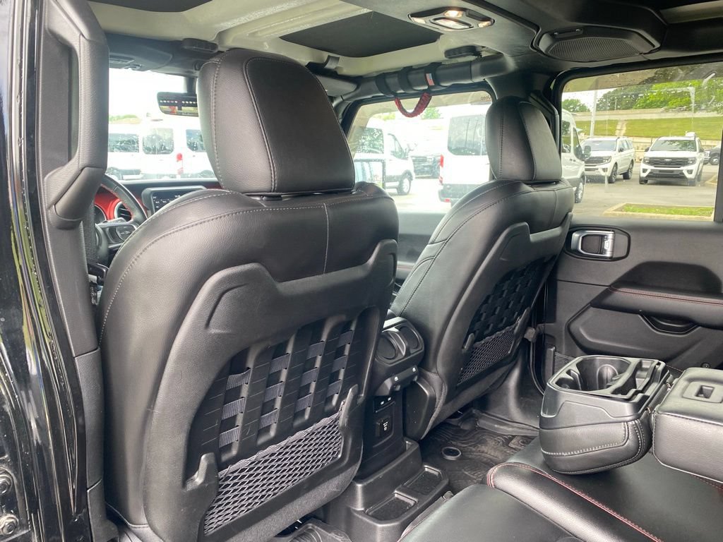 Used 2022 Jeep Wrangler Unlimited Rubicon w/ LED Lighting Group AWD/4WD image 27